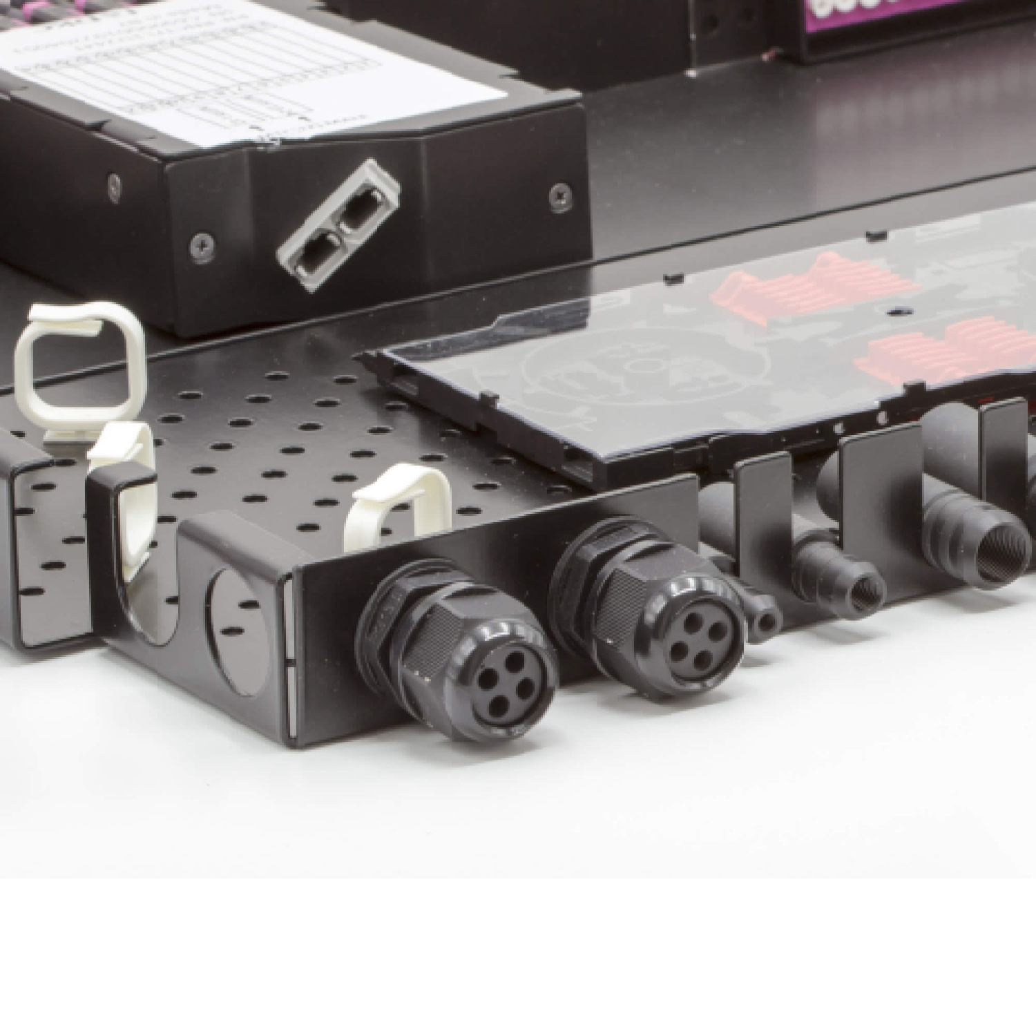 m84g3uw0lhqc7d4363r8km4nwxyp9ant