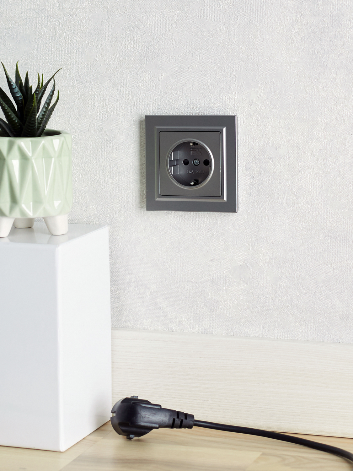 aHR0cHM6Ly9jZG4tMDEuaWVrLnJ1L21lZGlhL29yaWdpbmFsLzM5M2E2YzcxMTcxODAyYTZjMWI3ZDQzYTNjYjE0YjA5ZjBjZTU1ZWFlMmI1MThmYmU5MzA3YmFiNzljN2EzMzEuanBn