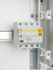 aHR0cHM6Ly9jZG4tMDEuaWVrLnJ1L21lZGlhL29yaWdpbmFsLzE0ODVlYjQ1ZjczMGNhODY5MjA2NDU2Yzc0Yzk3NmE5YWQ4YThlYzliZGYyNzQyYWE3YzZlZjZmYWJkODQ3ODUuanBn